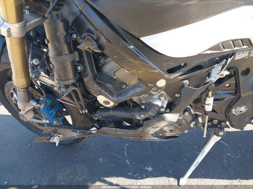 2023 BMW S 1000 Rr VIN: WB10E6309P6H17312 Lot: 43769201