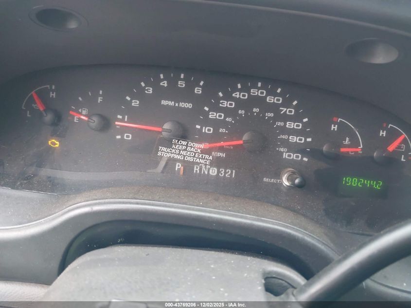 2006 Ford E-350 Cutaway VIN: 1FDSE35L06DA11981 Lot: 43769206