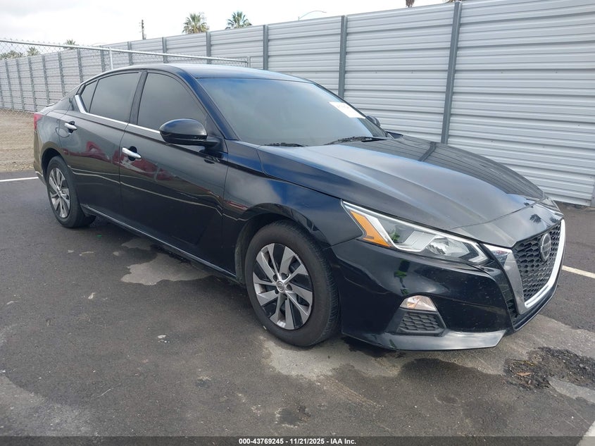 NISSAN ALTIMA S FWD
