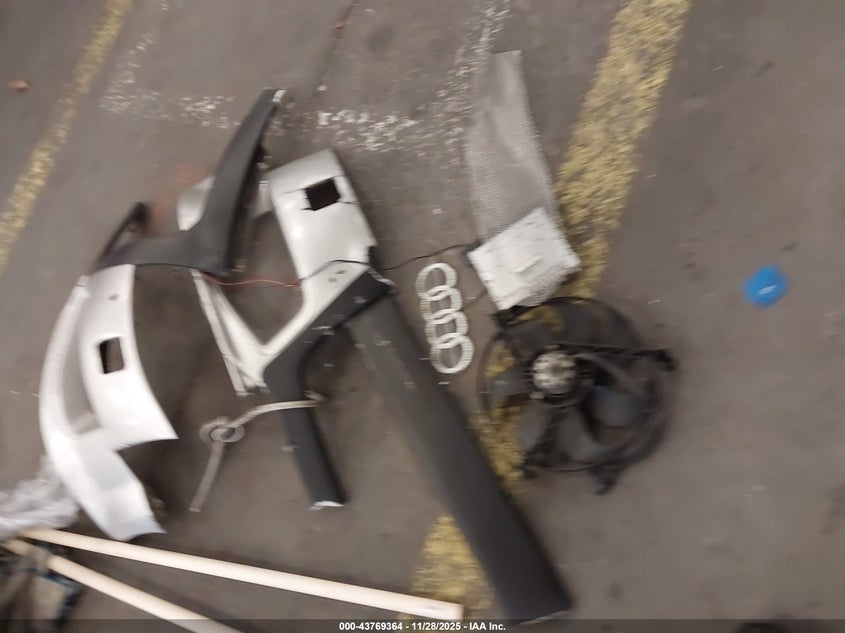 2001 Audi Tt VIN: TRUWT28N811036808 Lot: 43769364