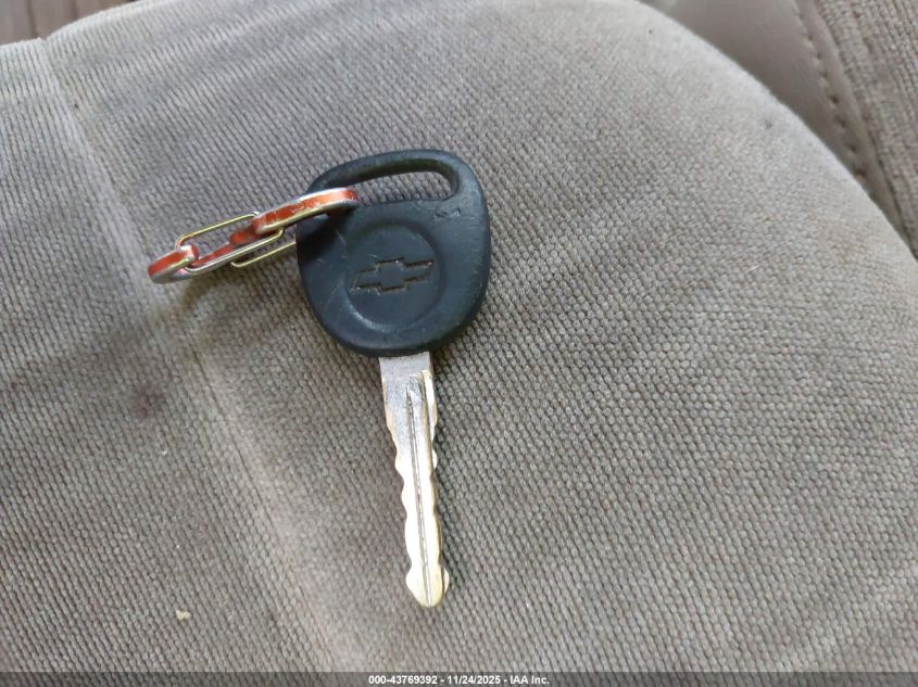 2003 Chevrolet Silverado 1500 Ls VIN: 2GCEC19V231297525 Lot: 43769392