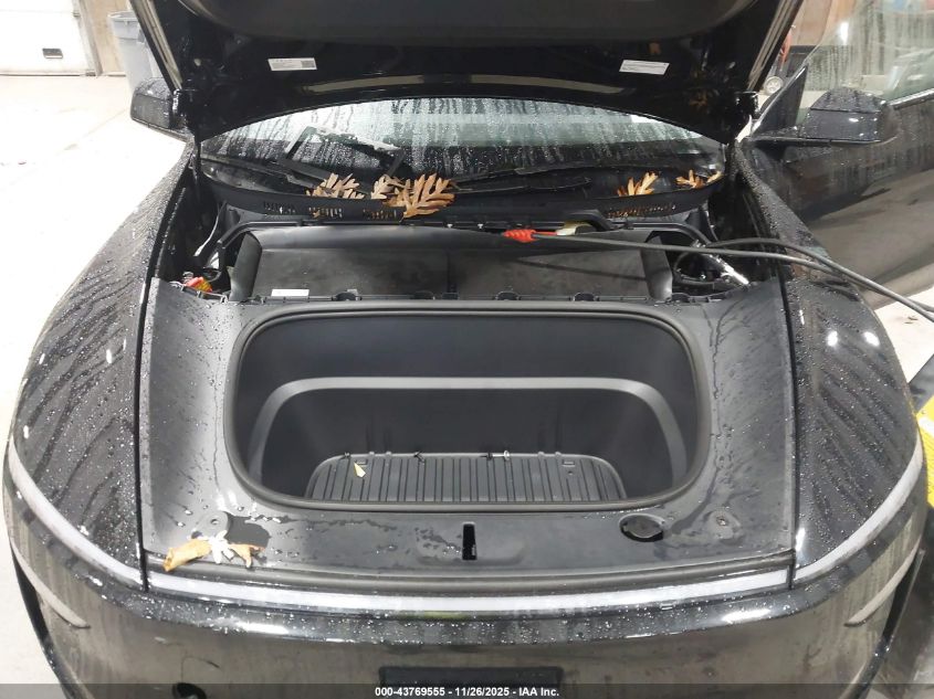 2026 Tesla Model Y Long Range Dual Motor All-Wheel Drive/Long Range Launch Series VIN: 7SAYGDEE8TA412795 Lot: 43769555