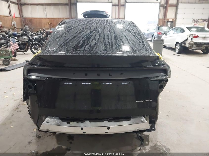 2026 Tesla Model Y Long Range Dual Motor All-Wheel Drive/Long Range Launch Series VIN: 7SAYGDEE8TA412795 Lot: 43769555