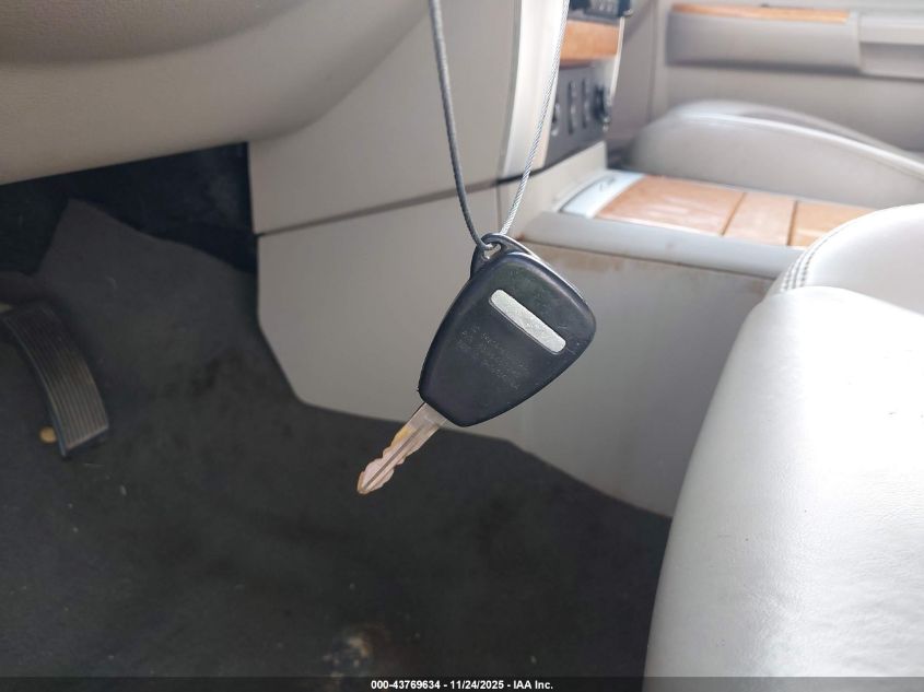 2009 Chrysler Aspen Limited VIN: 1A8HX58T09F706236 Lot: 43769634