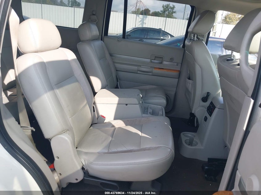 2009 Chrysler Aspen Limited VIN: 1A8HX58T09F706236 Lot: 43769634