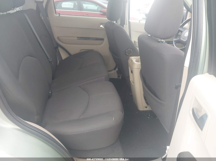 2008 Mazda Tribute I Touring VIN: 4F2CZ02Z28KM00561 Lot: 43769680