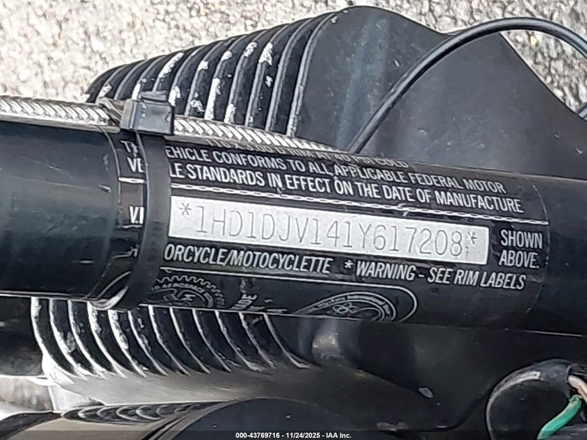 2001 Harley-Davidson Flht Classic VIN: 1HD1DJV141Y617208 Lot: 43769716