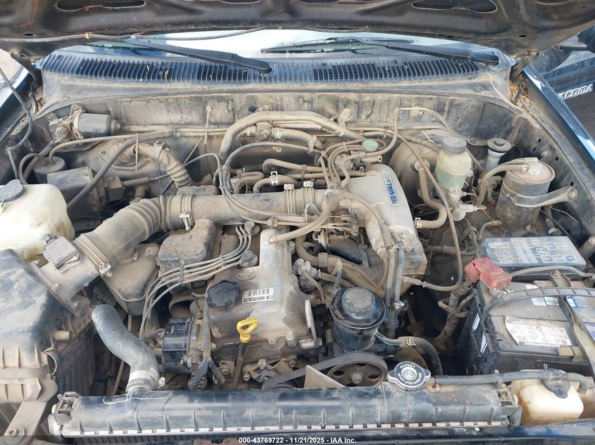 1995 Toyota Tacoma VIN: 4TAUN41B6SZ022797 Lot: 43769722