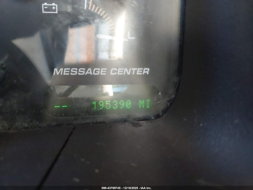 2003 Ford Expedition Eddie Bauer VIN: 1FMFU17L13LA54748 Lot: 43769745