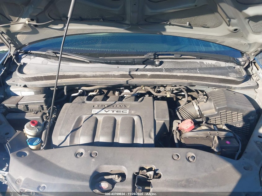 2007 Honda Odyssey Lx VIN: 5FNRL38227B058466 Lot: 43769834