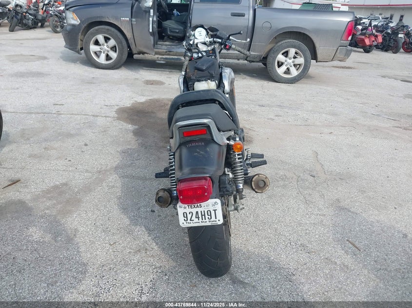 2004 Yamaha Vmx12 VIN: JYA2WFC024A015648 Lot: 43769844