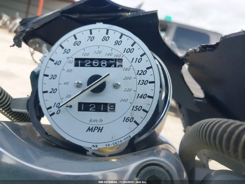 2004 Yamaha Vmx12 VIN: JYA2WFC024A015648 Lot: 43769844