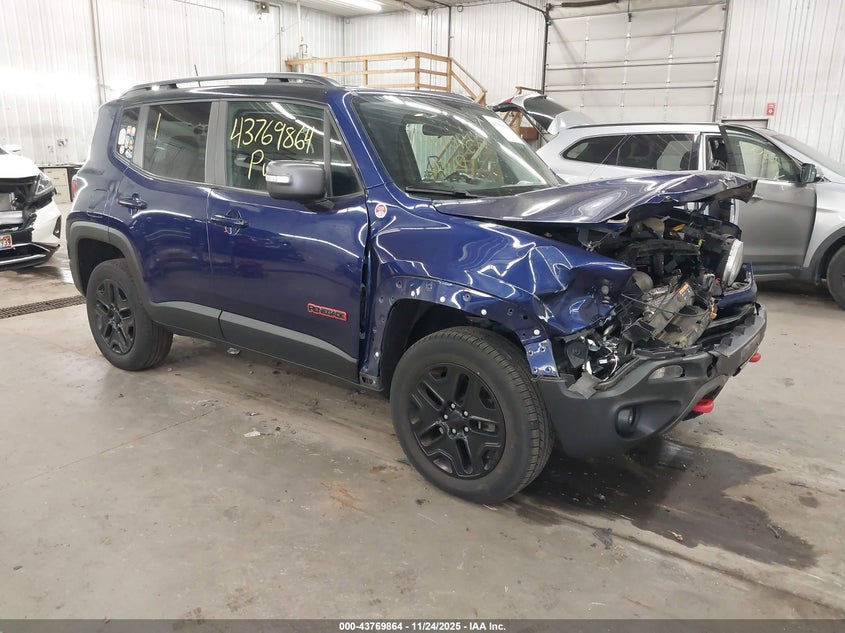 JEEP RENEGADE TRAILHAWK 4X4