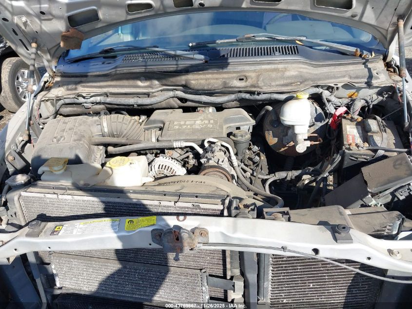 2007 Dodge Ram 1500 Slt/Trx4 Off Road/Sport VIN: 1D7HU18227S135648 Lot: 43769867