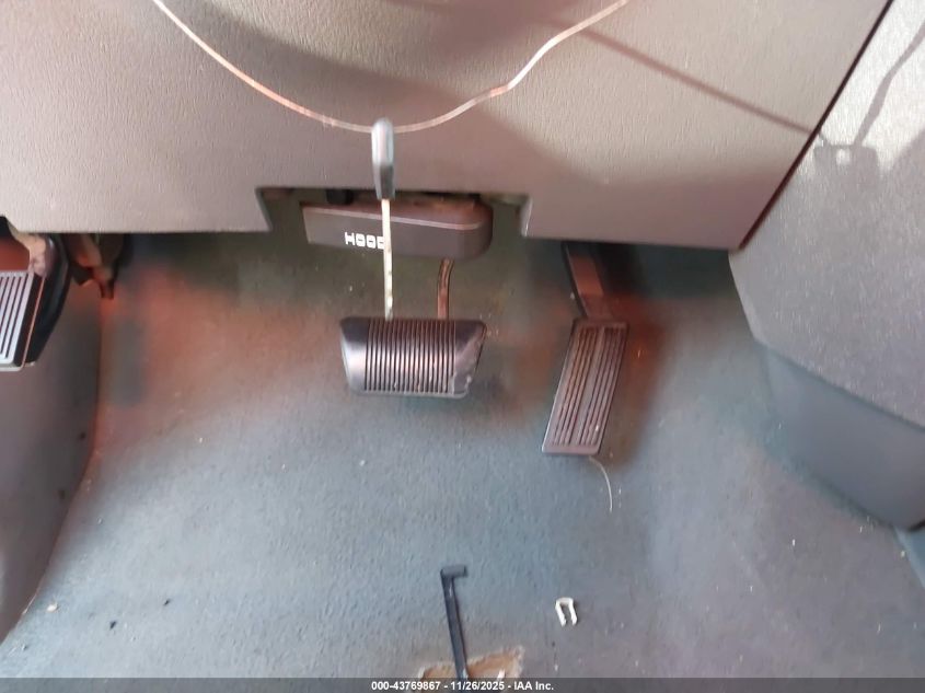 2007 Dodge Ram 1500 Slt/Trx4 Off Road/Sport VIN: 1D7HU18227S135648 Lot: 43769867