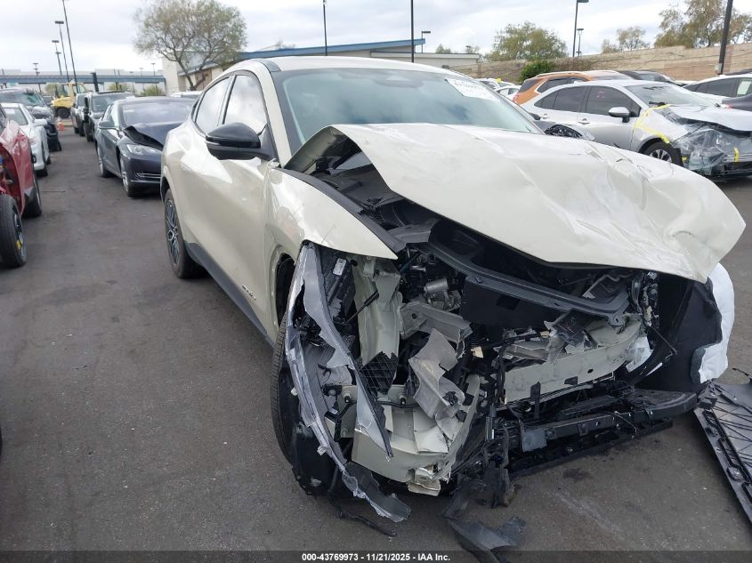 FORD MUSTANG MACH-E PREMIUM