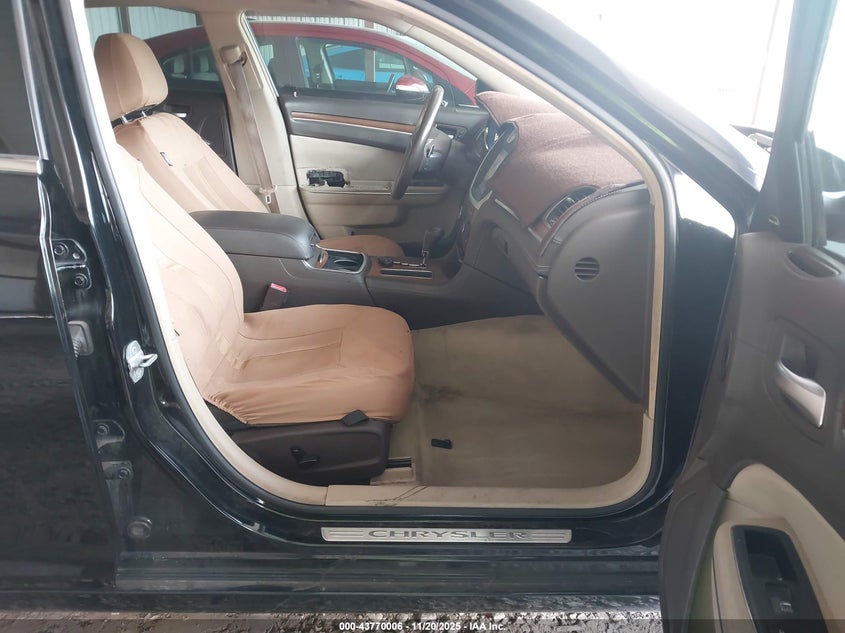 2012 Chrysler 300C Luxury Series VIN: 2C3CCAPT2CH229164 Lot: 43770006