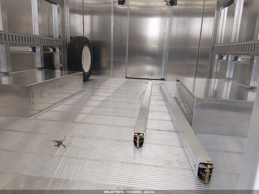 2026 Ford E-350 Stripped VIN: 1FC3E3KN9TDD31424 Lot: 43770016