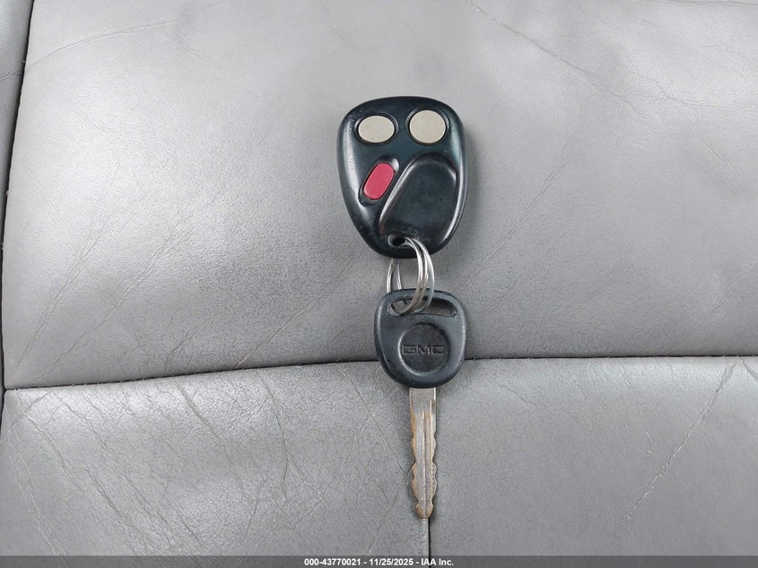 2005 GMC Envoy Slt VIN: 1GKDT13S852376893 Lot: 43770021