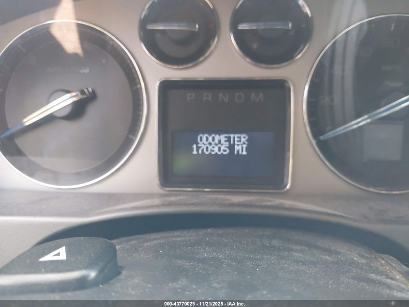 2007 Cadillac Escalade Standard VIN: 1GYFK63847R250219 Lot: 43770029