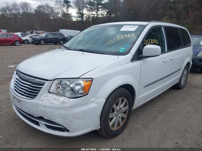 2C4RC1BG5GR289309 2016 CHRYSLER TOWN & COUNTRY photo no. 2