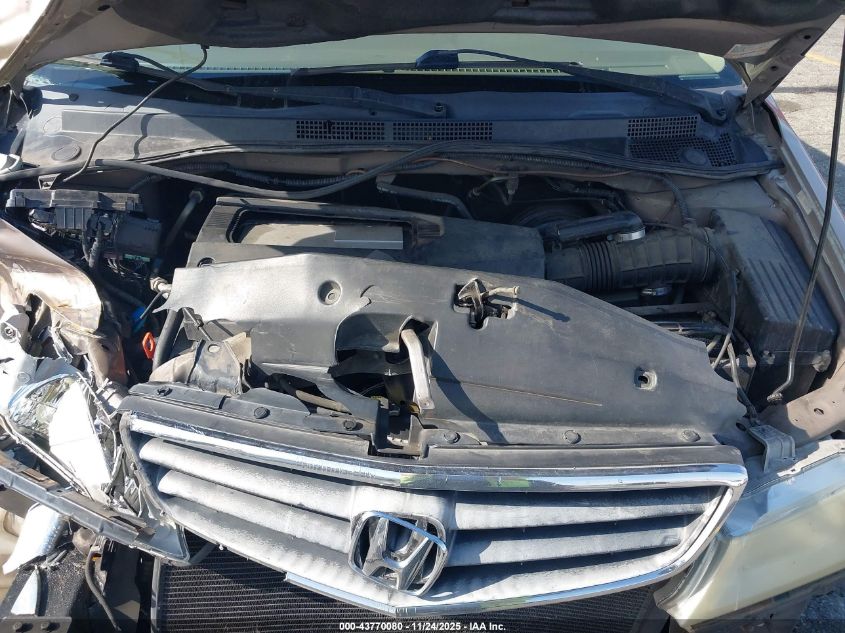 2003 Honda Odyssey Ex-L VIN: 5FNRL18083B104198 Lot: 43770080