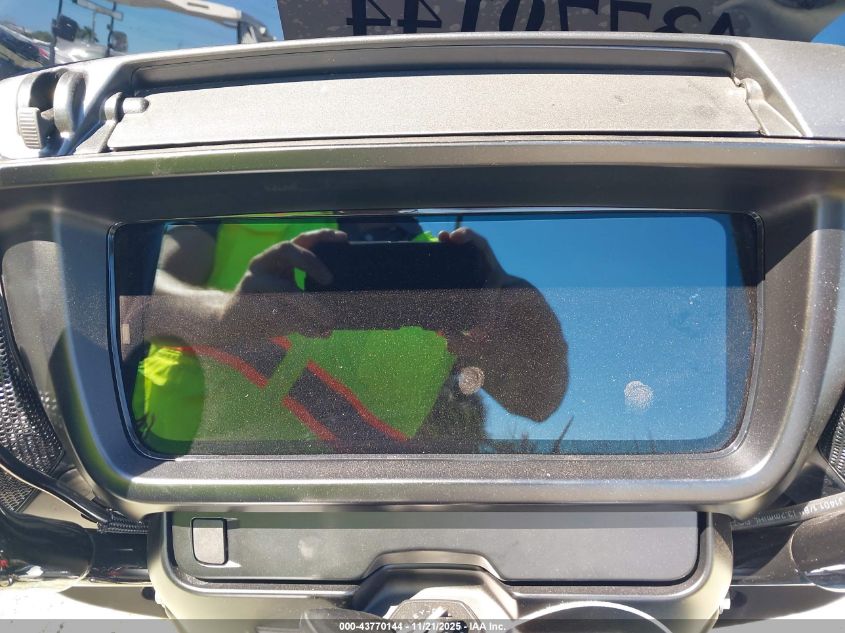 2024 Harley-Davidson Flhx VIN: 1HD1KB712RB615402 Lot: 43770144