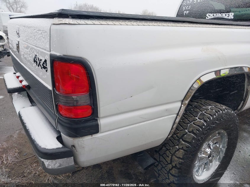 1998 Dodge Ram 2500 St VIN: 1B7KF2362WJ229561 Lot: 43770162