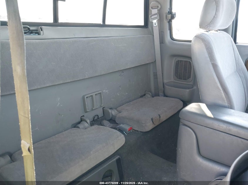 2001 Toyota Tacoma Prerunner V6 VIN: 5TESN92N81Z818861 Lot: 43770209