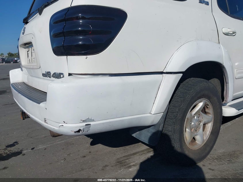 2002 Toyota Sequoia Sr5 V8 VIN: 5TDBT44A02S105244 Lot: 43770222