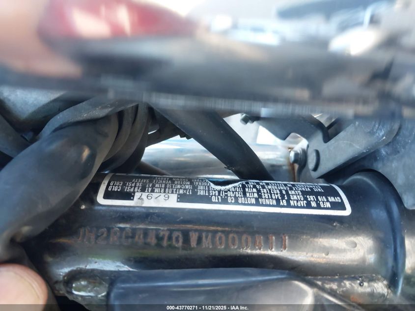 1998 Honda Vt750 Cd2 VIN: JH2RC4470WM000411 Lot: 43770271