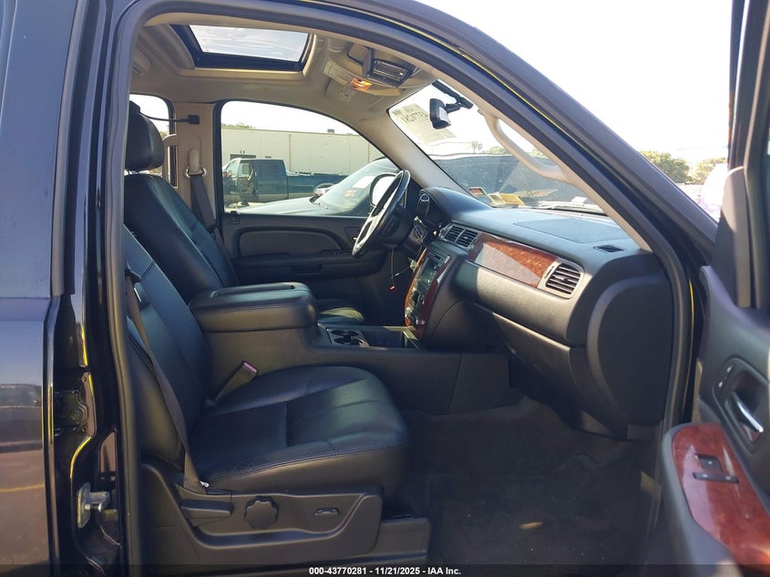 1GNFK13549R103326 2009 CHEVROLET TAHOE photo no. 5