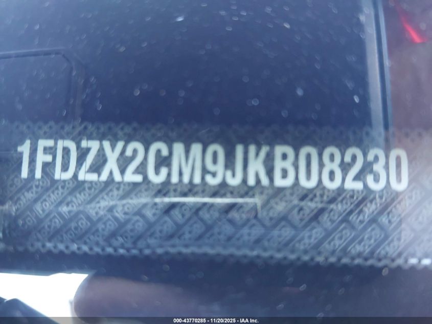 2018 Ford Transit-350 Xl VIN: 1FDZX2CM9JKB08230 Lot: 43770285