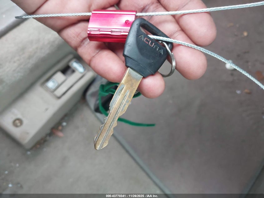 1998 Acura Tl 3.2 VIN: JH4UA3643WC009288 Lot: 43770341