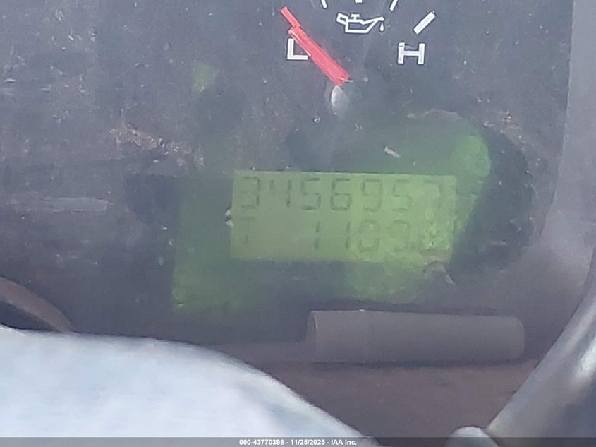 2005 Ford F-150 Stx/Xl/Xlt VIN: 1FTRF12W35KC37283 Lot: 43770398