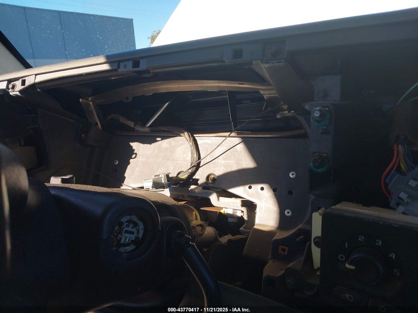 2004 GMC Sierra 2500Hd Sle VIN: 1GTHK23UX4F259671 Lot: 43770417