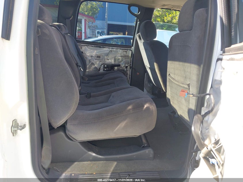 2004 GMC Sierra 2500Hd Sle VIN: 1GTHK23UX4F259671 Lot: 43770417