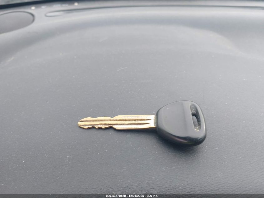 1998 Dodge Avenger Es VIN: 4B3AU52N3WE067556 Lot: 43770420