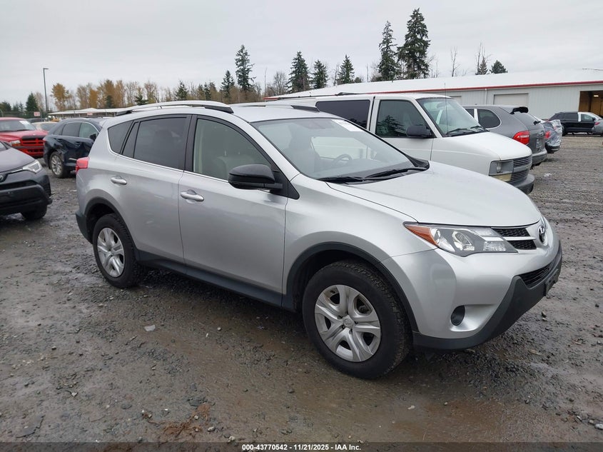 TOYOTA RAV4 LE