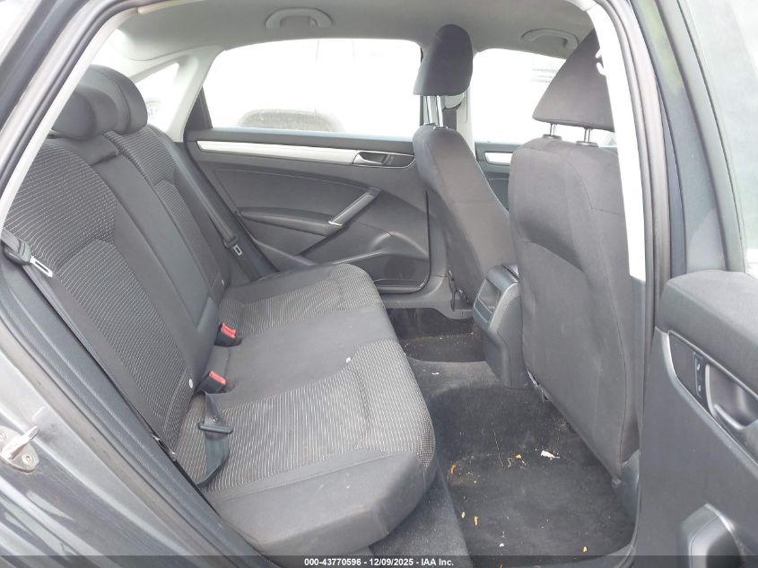 2016 Volkswagen Passat 1.8T S VIN: 1VWAT7A36GC010082 Lot: 43770596