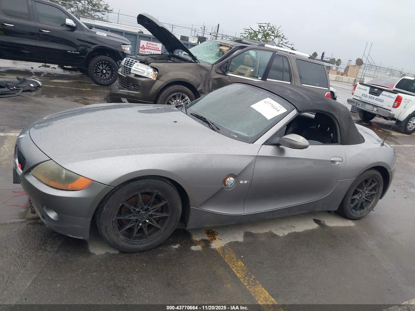 2003 BMW Z4 2.5I VIN: 4USBT33483LS43794 Lot: 43770664