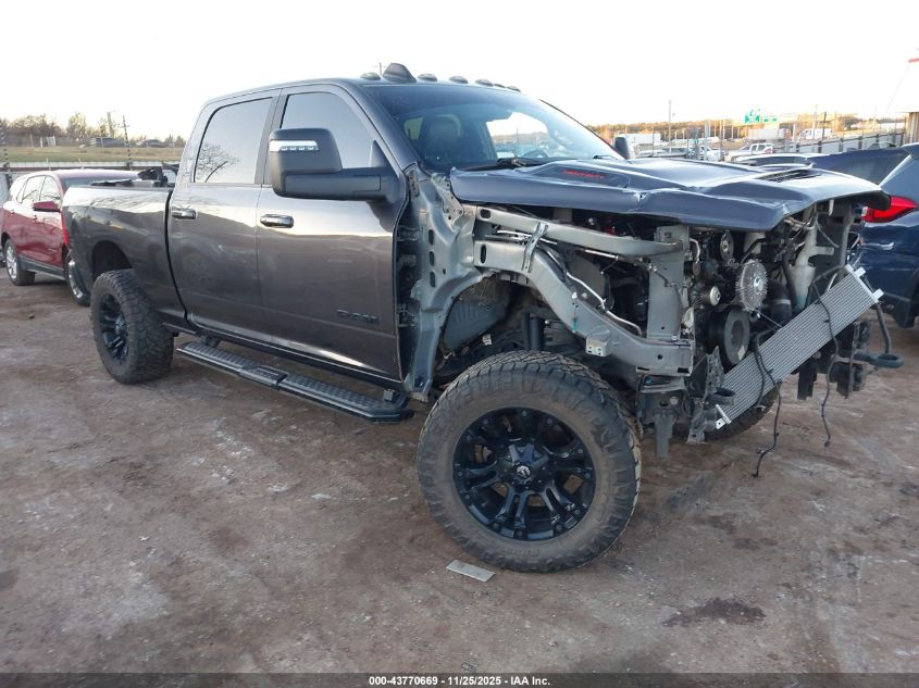 RAM 2500 LARAMIE 4X4 6 4 BOX