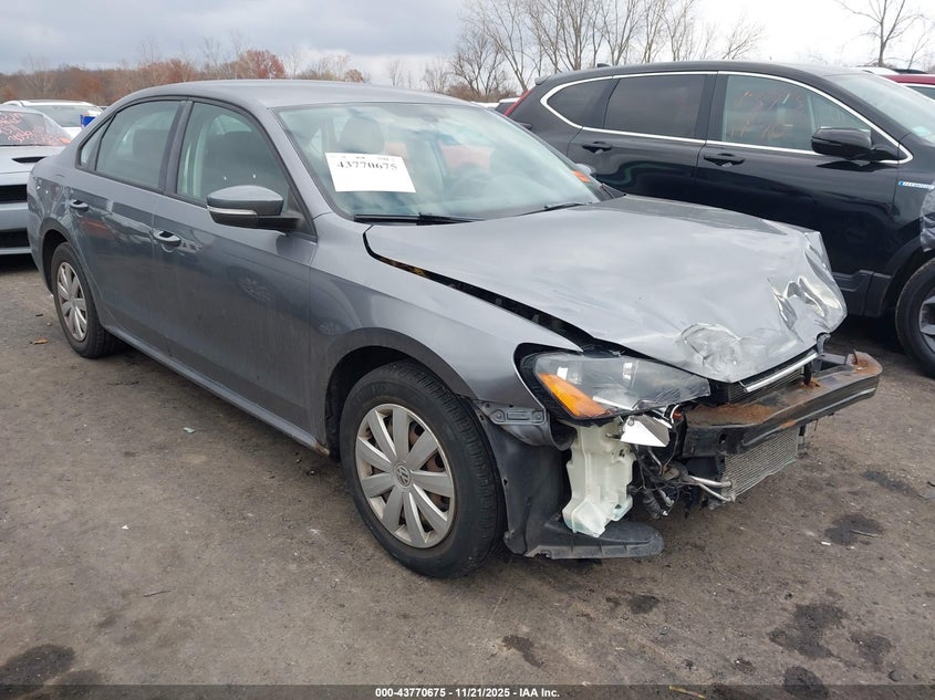 VOLKSWAGEN PASSAT 2.5L S