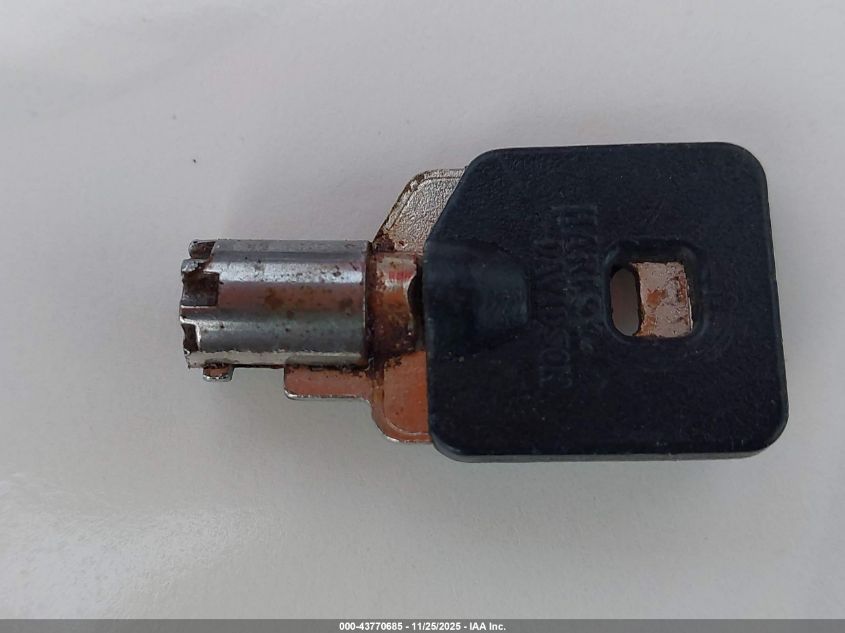 2017 Harley-Davidson Fls Softail Slim VIN: 1HD1JRV13HB047979 Lot: 43770685