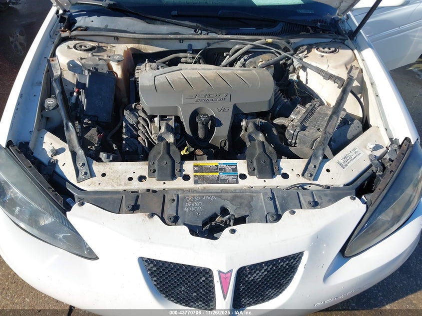 2007 Pontiac Grand Prix VIN: 2G2WP552771102329 Lot: 43770706