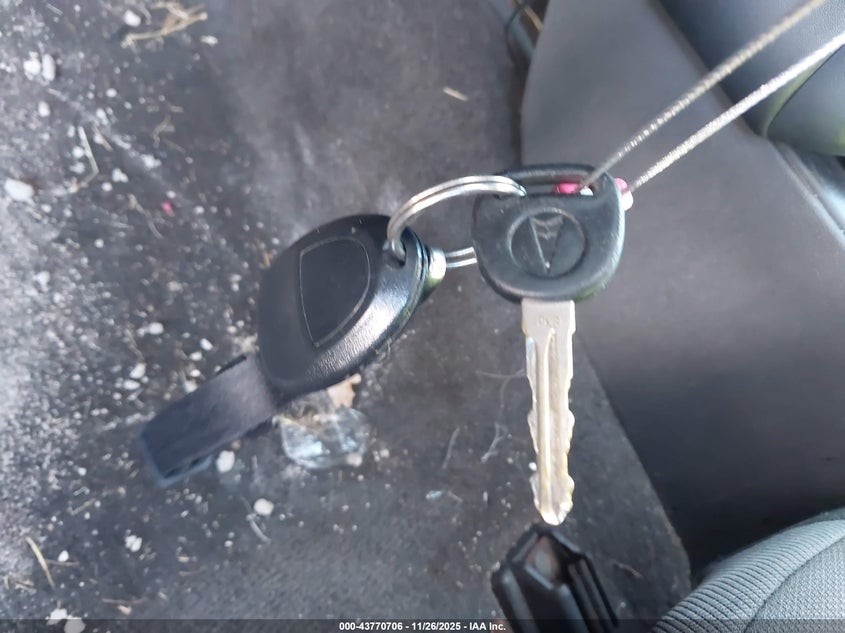 2007 Pontiac Grand Prix VIN: 2G2WP552771102329 Lot: 43770706