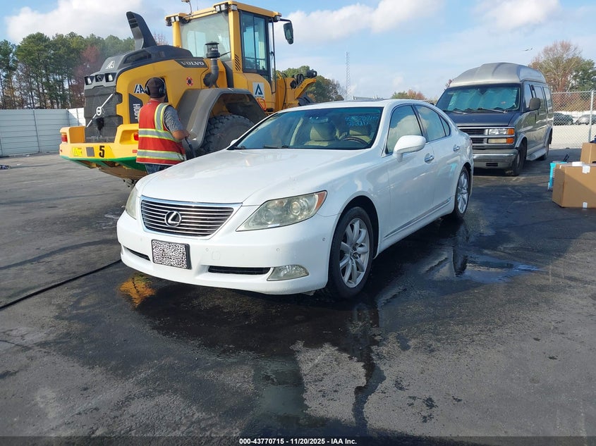 JTHCL46F895001533 2009 LEXUS LS photo no. 2