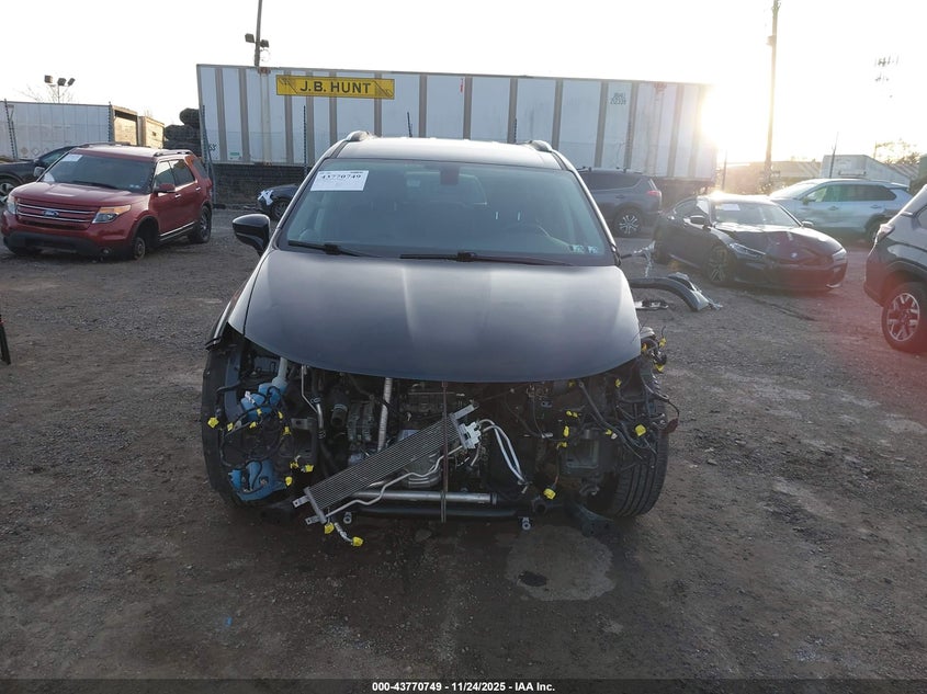 2020 Chrysler Pacifica Touring L VIN: 2C4RC1BG2LR105034 Lot: 43770749