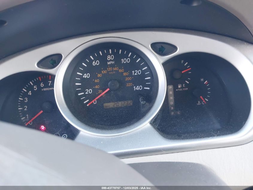 2005 Toyota Highlander V6 VIN: JTEDP21A550048838 Lot: 43770757