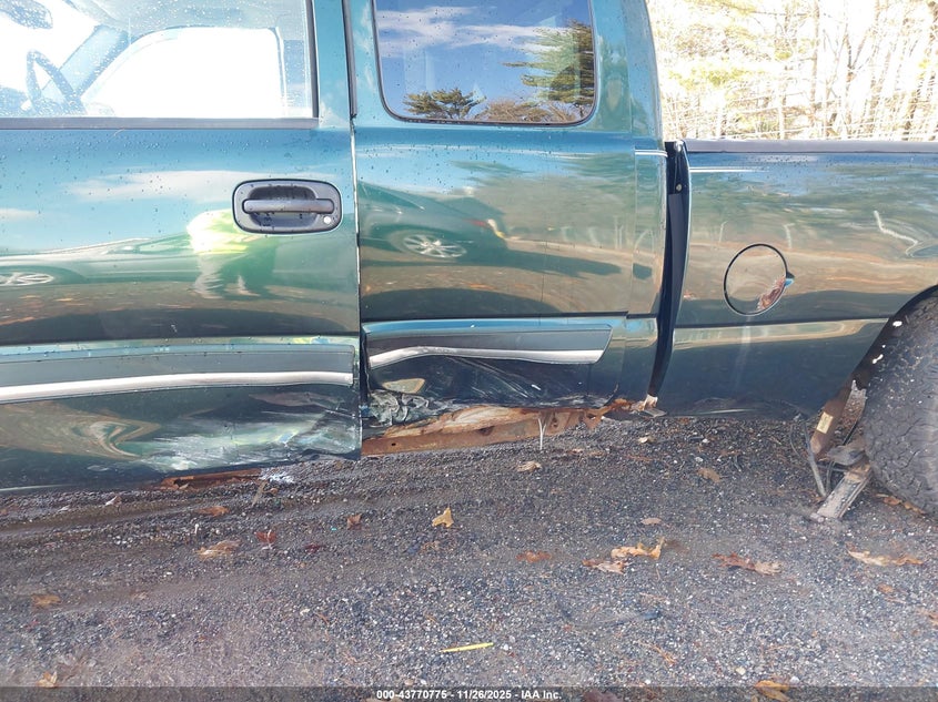 2004 Chevrolet Silverado 1500 Ls VIN: 2GCEK19V541104448 Lot: 43770775